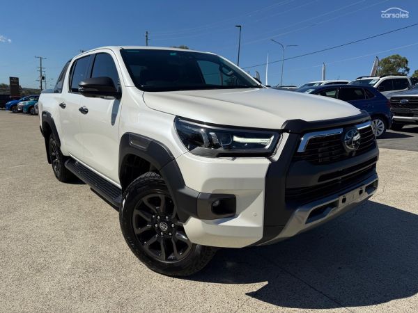 2022 Toyota Hilux Rogue Auto 4x4 Double Cab image