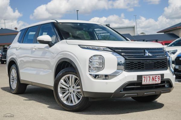 2024 Mitsubishi Outlander ES ZM Auto 2WD MY24 image