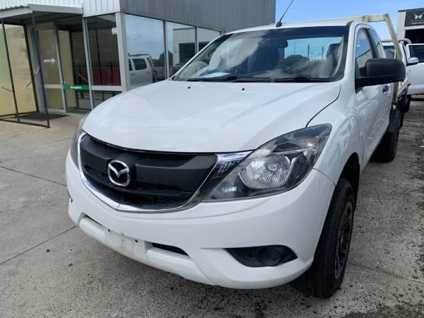 2016 Mazda BT-50 MY16 XT (4x4) White 6 Speed Automatic Freestyle Cab Chassis image