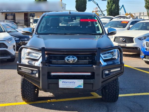 2020 Toyota Hilux GUN126R SR5 image