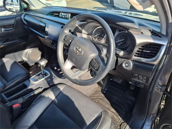 2020 Toyota Hilux GUN126R SR5 image