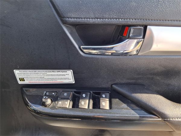 2020 Toyota Hilux GUN126R SR5 image