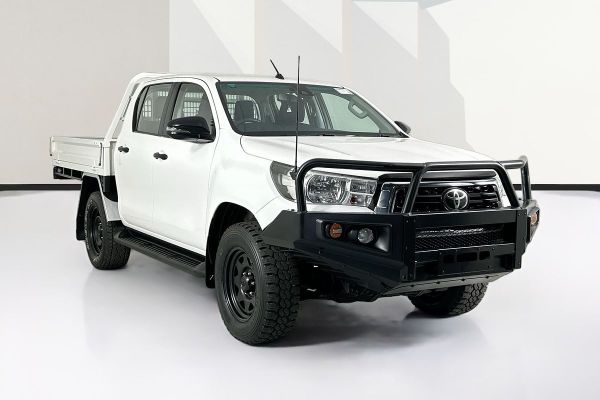 2020 Toyota HILUX SR (4x4) GUN126R MY19 UPGRADE 4X4 image