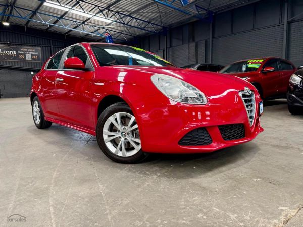 2014 Alfa Romeo Giulietta Distinctive Auto image