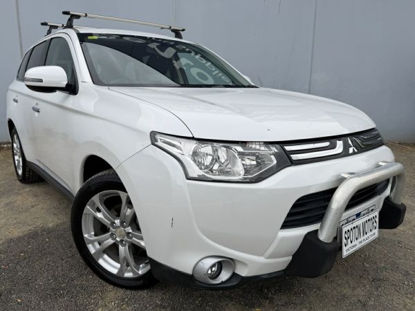 2012 Mitsubishi Outlander ZJ Aspire (4x4) White 6 Speed Automatic Wagon image