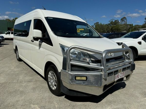 2019 Toyota HiAce GDH322R Commuter High Roof Super LWB White 6 Speed Sports Automatic Bus image