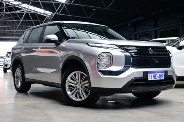 2024 Mitsubishi Outlander Wagon ZM MY24 ES image