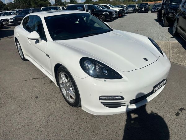 2012 Porsche Panamera Sedan 970 MY12 Diesel image