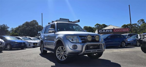 2013 MITSUBISHI PAJERO 4D WAGON NW MY14 VR-X LWB (4x4) image