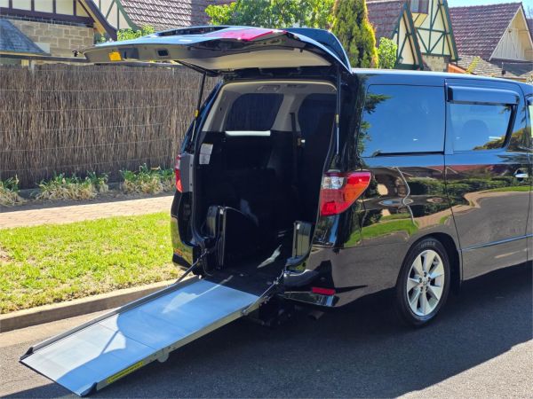 2013 Toyota Alphard Van Wagon ANH20W 240G Welcab image