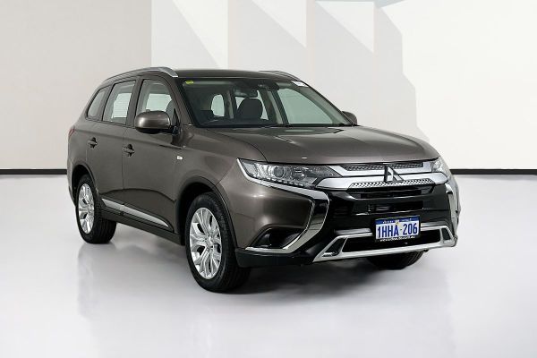 2019 Mitsubishi OUTLANDER ES 7 SEAT (AWD) ZL MY20 image