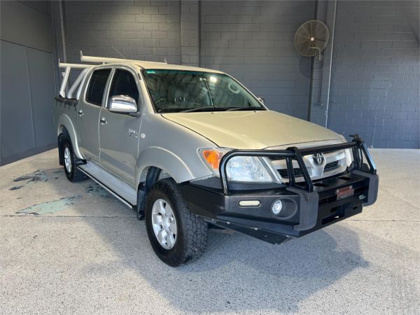 2006 Toyota Hilux Utility GGN25R MY05 SR5 image