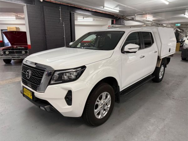 2021 Nissan Navara D23 ST image