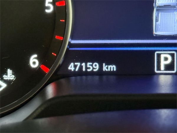 2021 Nissan Navara D23 ST image