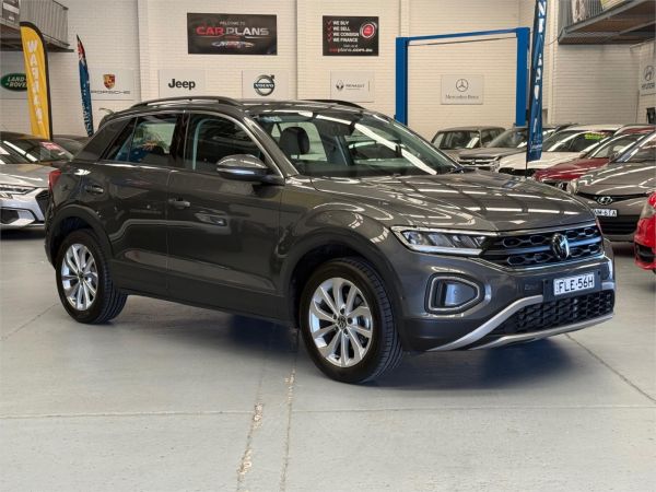 2024 VOLKSWAGEN T-ROC 4D WAGON D1 MY24 TSI110 CITYLIFE image