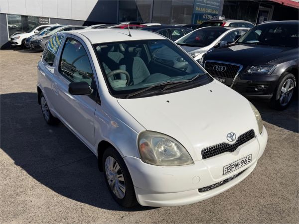 2001 TOYOTA ECHO 3D HATCHBACK NCP10R image