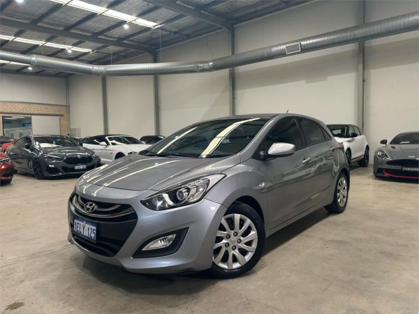 2013 HYUNDAI i30 5D HATCHBACK GD MY14 ACTIVE image