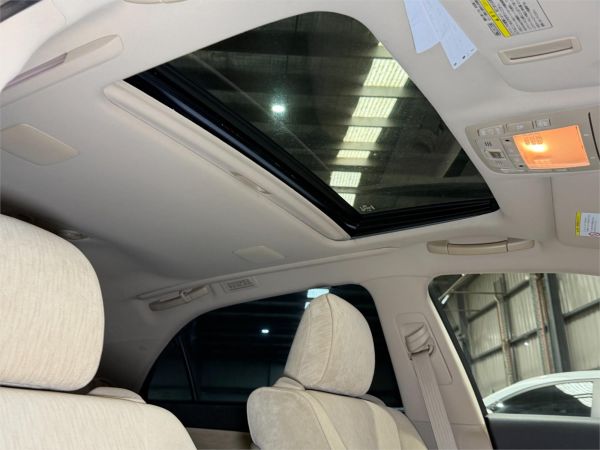 2010 Toyota Crown Sedan URS206 Majesta image