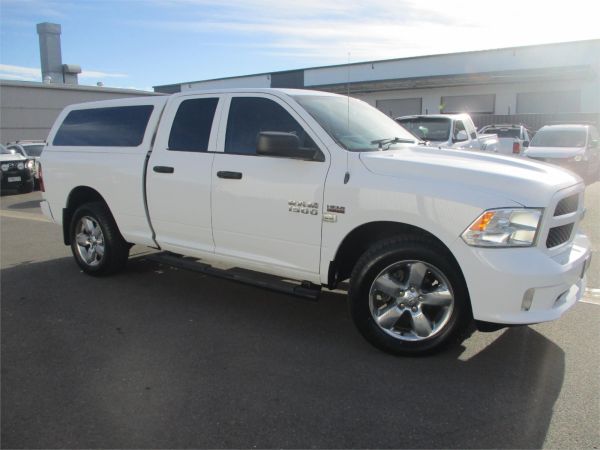 2019 RAM 1500 DS Laramie RamBox image