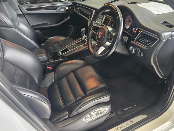2015 Porsche Macan Wagon 95B MY16 S Diesel image
