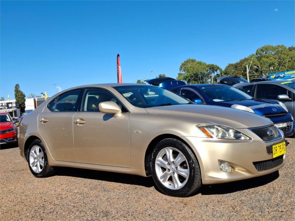 2005 Lexus IS Sedan GSE20R IS250 Prestige image