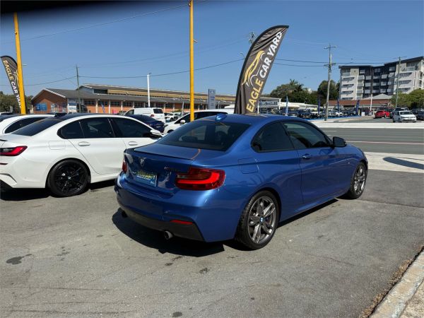 2015 BMW 2 2D COUPE F22 MY15 M235i image