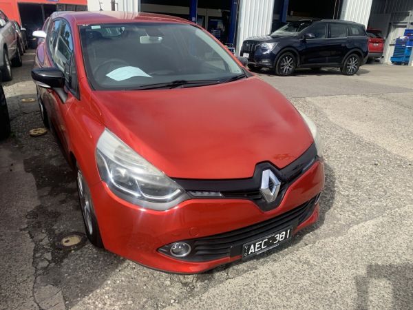 2014 Renault Clio X98 Expression Red 6 Speed Automated Manual Hatchback image