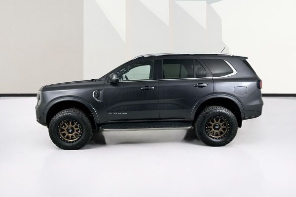 2024 Ford Everest Platinum image