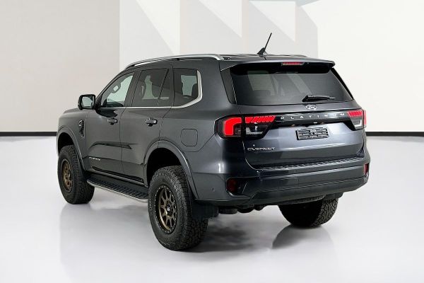 2024 Ford Everest Platinum image