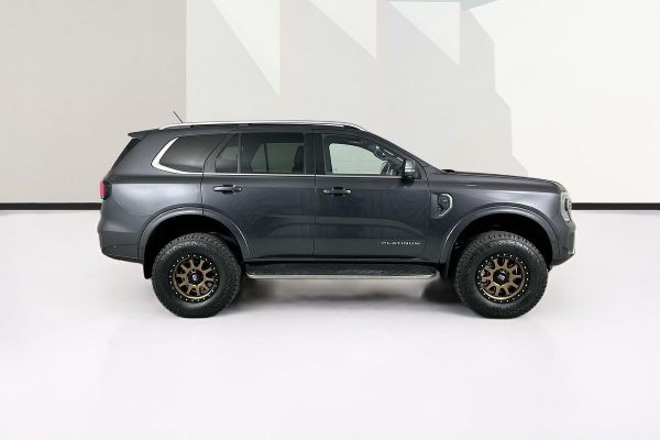 2024 Ford Everest Platinum image