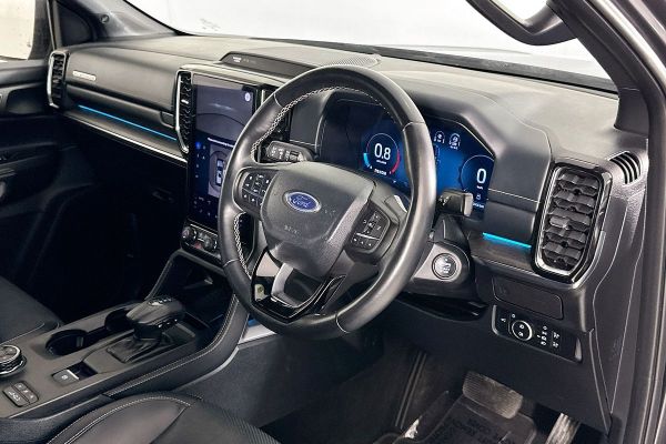 2024 Ford Everest Platinum image