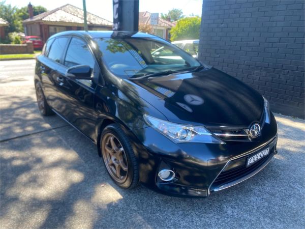 2013 Toyota Corolla Hatchback ZRE182R Ascent Sport image