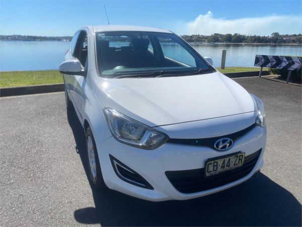 2014 Hyundai i20 Hatchback PB MY15 Active image