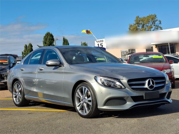 2015 Mercedes-Benz C-Class Sedan W205 C200 image