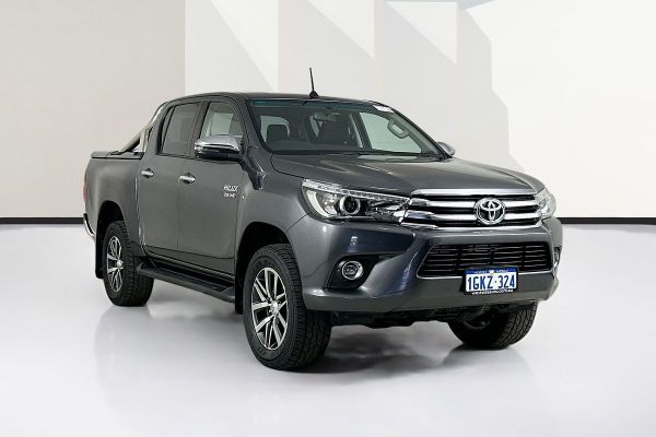 2017 Toyota HILUX SR5 (4x4) GUN126R 4X4 image