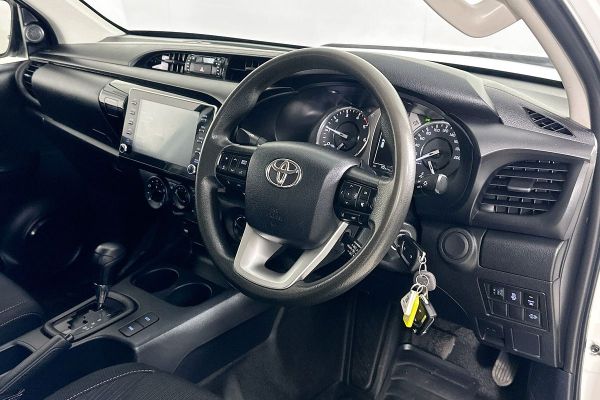 2022 Toyota Hilux GUN126R SR image
