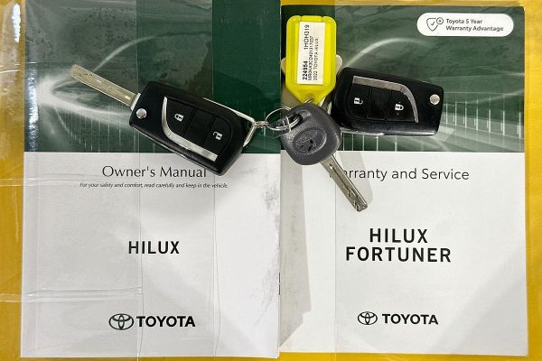2022 Toyota Hilux GUN126R SR image