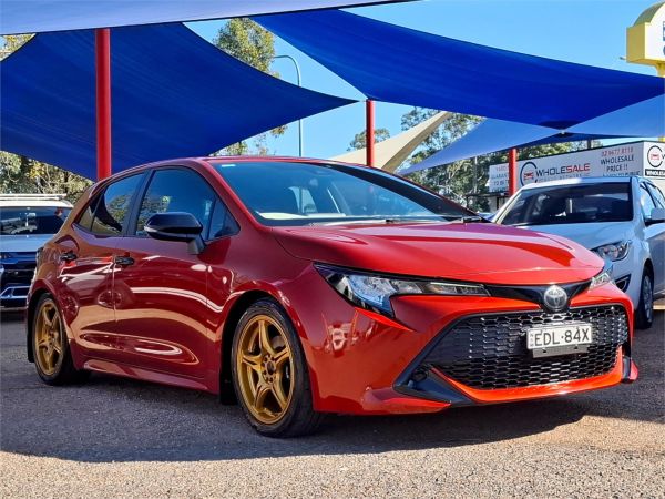 2018 Toyota Corolla Hatchback MZEA12R Ascent Sport image