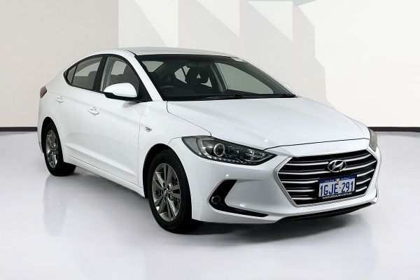 2017 Hyundai ELANTRA ACTIVE 2.0 MPI AD image