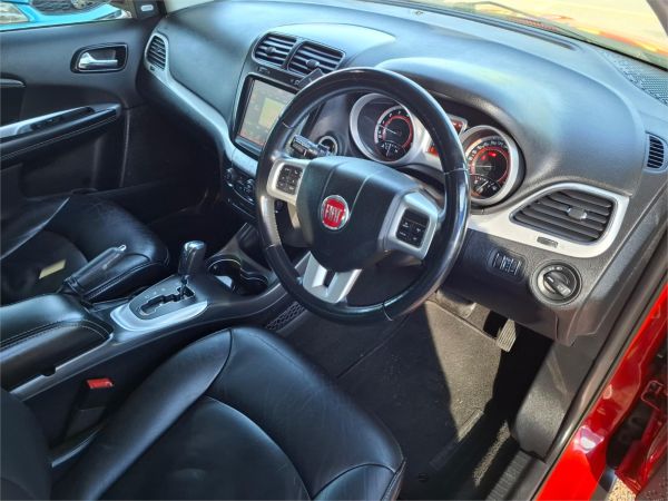 2014 Fiat Freemont Wagon JF Lounge image