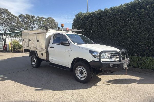 2019 Toyota Hilux SR GUN126R 4X4 image