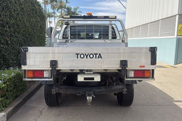 2019 Toyota Hilux SR GUN126R 4X4 image