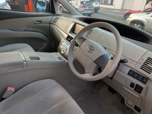 2011 TOYOTA ESTIMA Hybrid 8 Seats image
