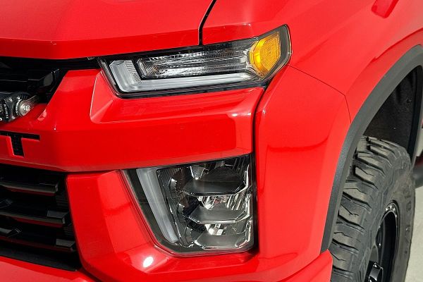 2023 Chevrolet Silverado T1 HD LTZ Premium image