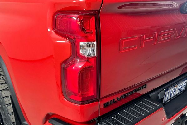 2023 Chevrolet Silverado T1 HD LTZ Premium image