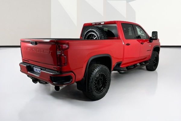 2023 Chevrolet Silverado T1 HD LTZ Premium image