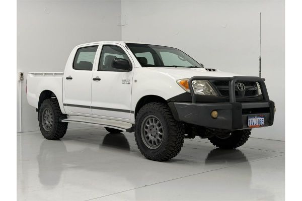 2005 Toyota Hilux SR KUN26R 4X4 image