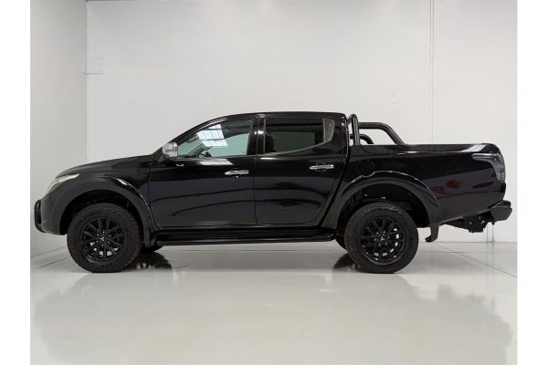 2017 Mitsubishi Triton GLS MQ 4X4 image