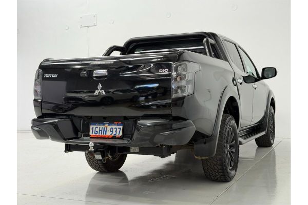 2017 Mitsubishi Triton GLS MQ 4X4 image
