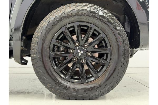 2017 Mitsubishi Triton GLS MQ 4X4 image